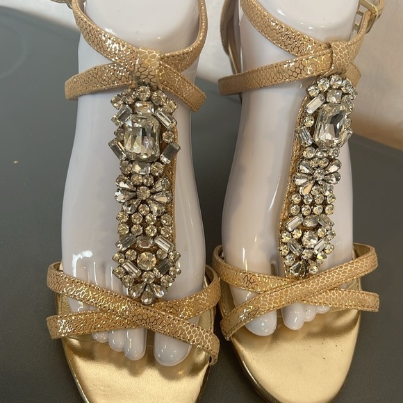 Antonio Melani crystal-embellished shoes Elegant Gold Strappy Women's Heels 8.5 - Picture 11 of 15